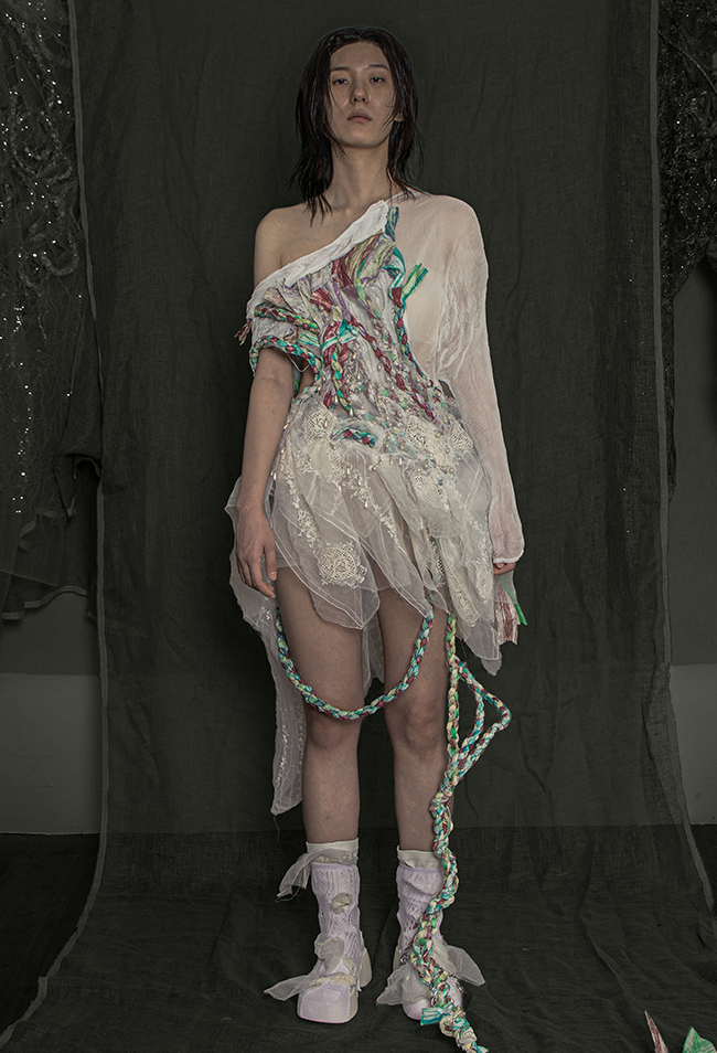 LOOK 5
