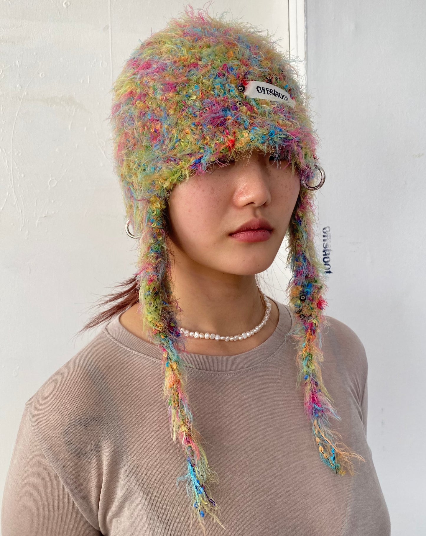 OFFSHOOT Hand-Knit Bonnet 천주옥 모자