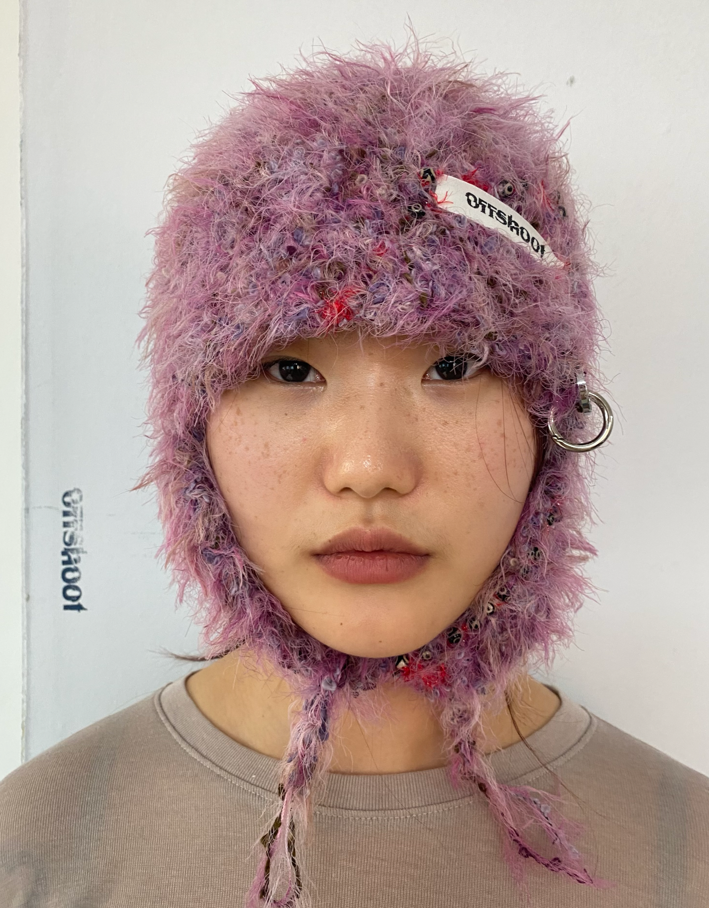 OFFSHOOT Hand-Knit Bonnet 천주옥 모자